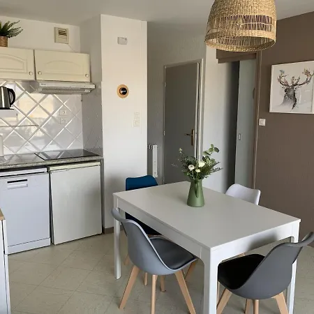 F2 Avec Balcon, A 2 Pas De La Plage, Parking Prive, Animaux Admis - Fr-1-482-113 Fort-Mahon-Plage
